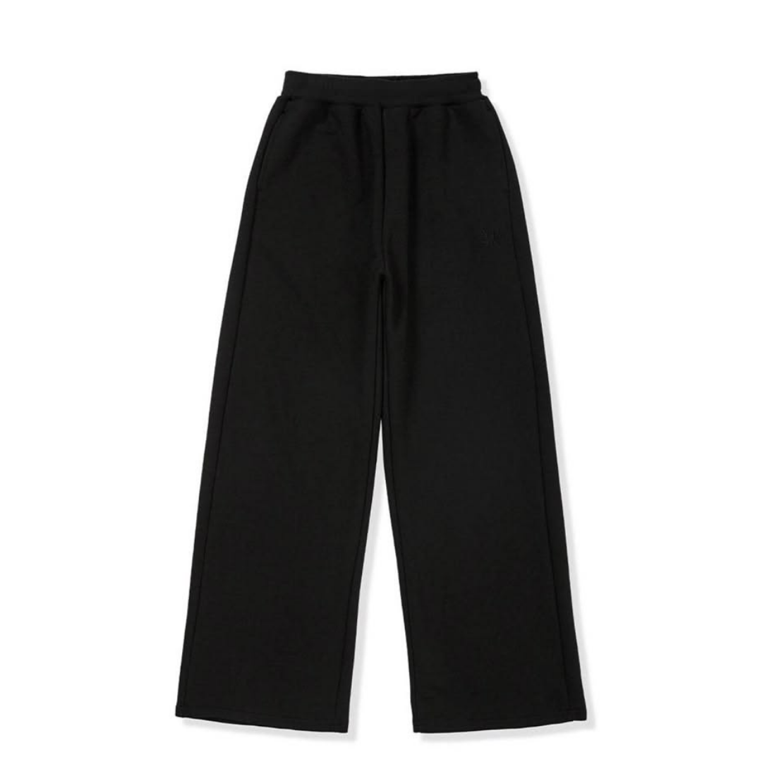 black baggy Trouser